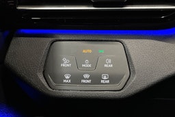 Musta Volkswagen ID.4 2023 kuva 25.