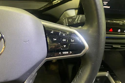Musta Volkswagen ID.4 2023 kuva 17.