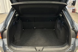 sininen Volkswagen ID.4 2023 kuva 14.