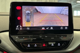 sininen Volkswagen ID.4 2023 kuva 28.