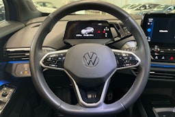sininen Volkswagen ID.4 2023 kuva 15.