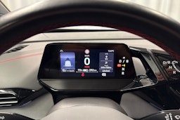 valkoinen Volkswagen ID.4 2023 kuva 13.