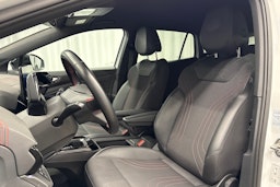 valkoinen Volkswagen ID.4 2023 kuva 24.