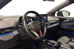 punainen Volkswagen ID.4 2023 kuva 6.