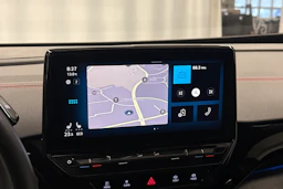 punainen Volkswagen ID.4 2023 kuva 15.