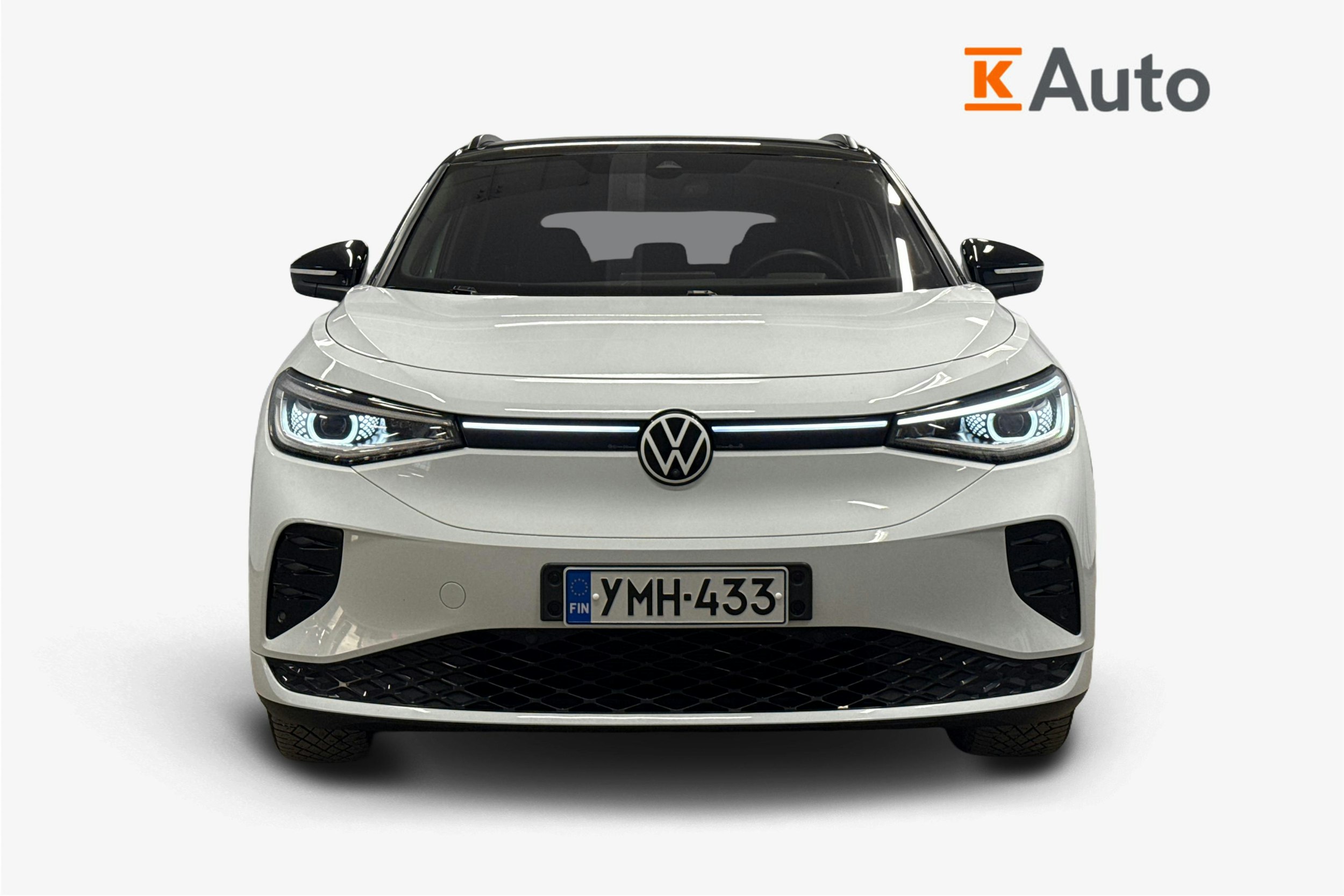 valkoinen Volkswagen ID.4 2023 kuva 4.