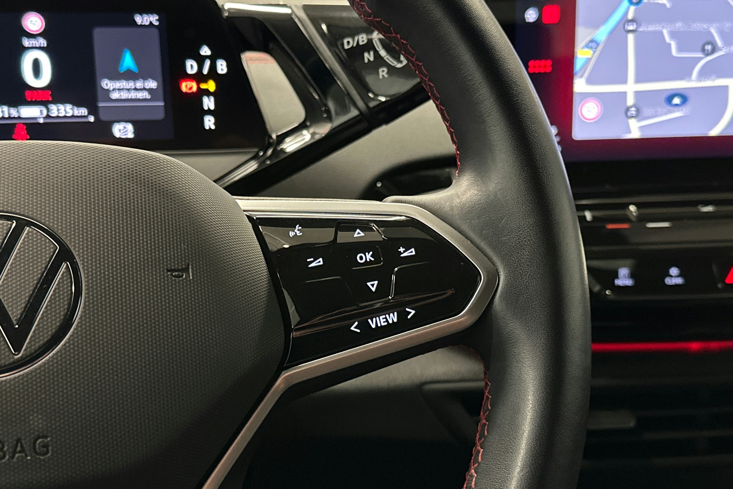 musta Volkswagen ID.4 2023 kuva 15.