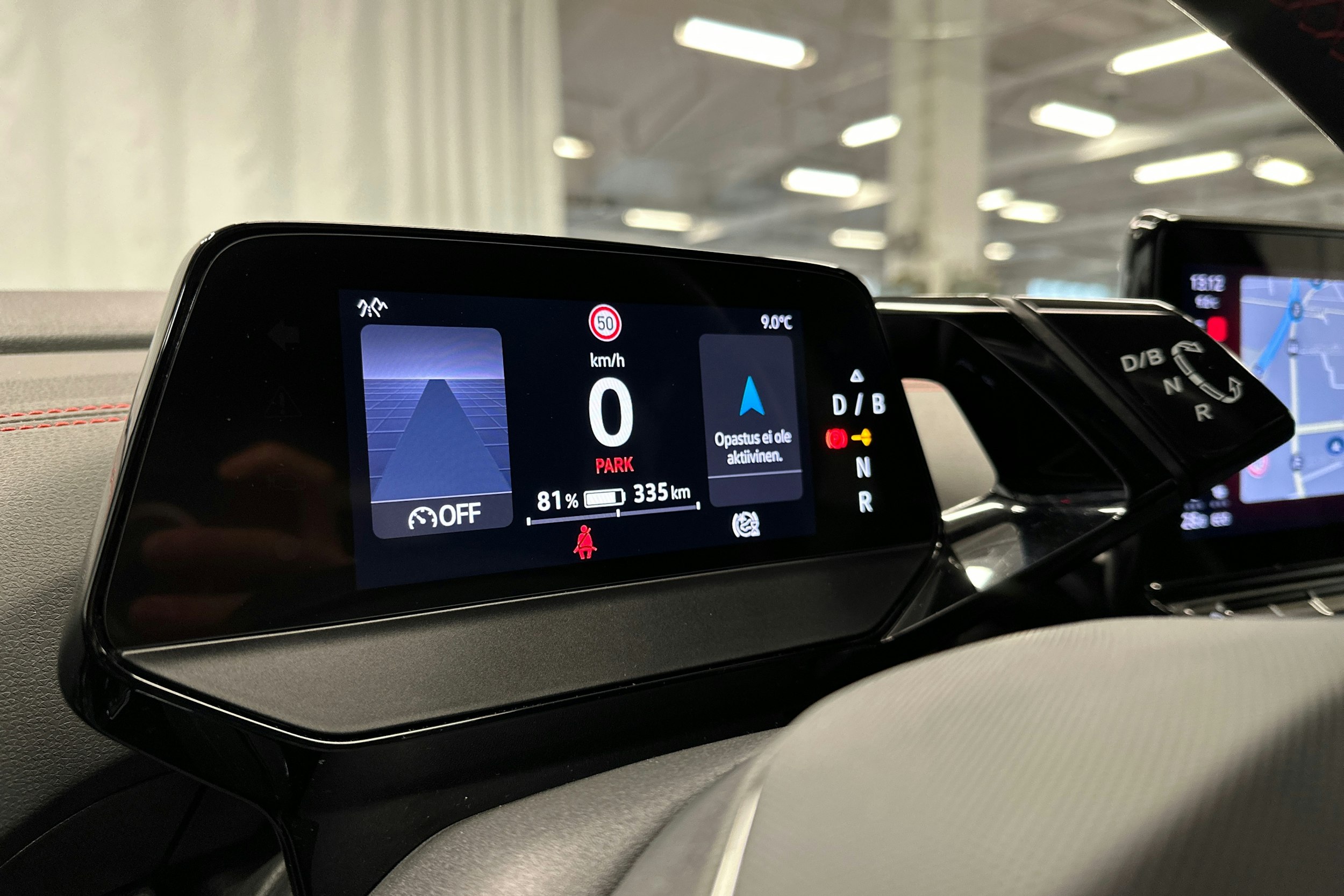 musta Volkswagen ID.4 2023 kuva 17.