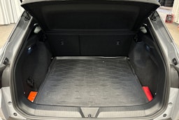 harmaa Volkswagen ID.4 2023 kuva 14.