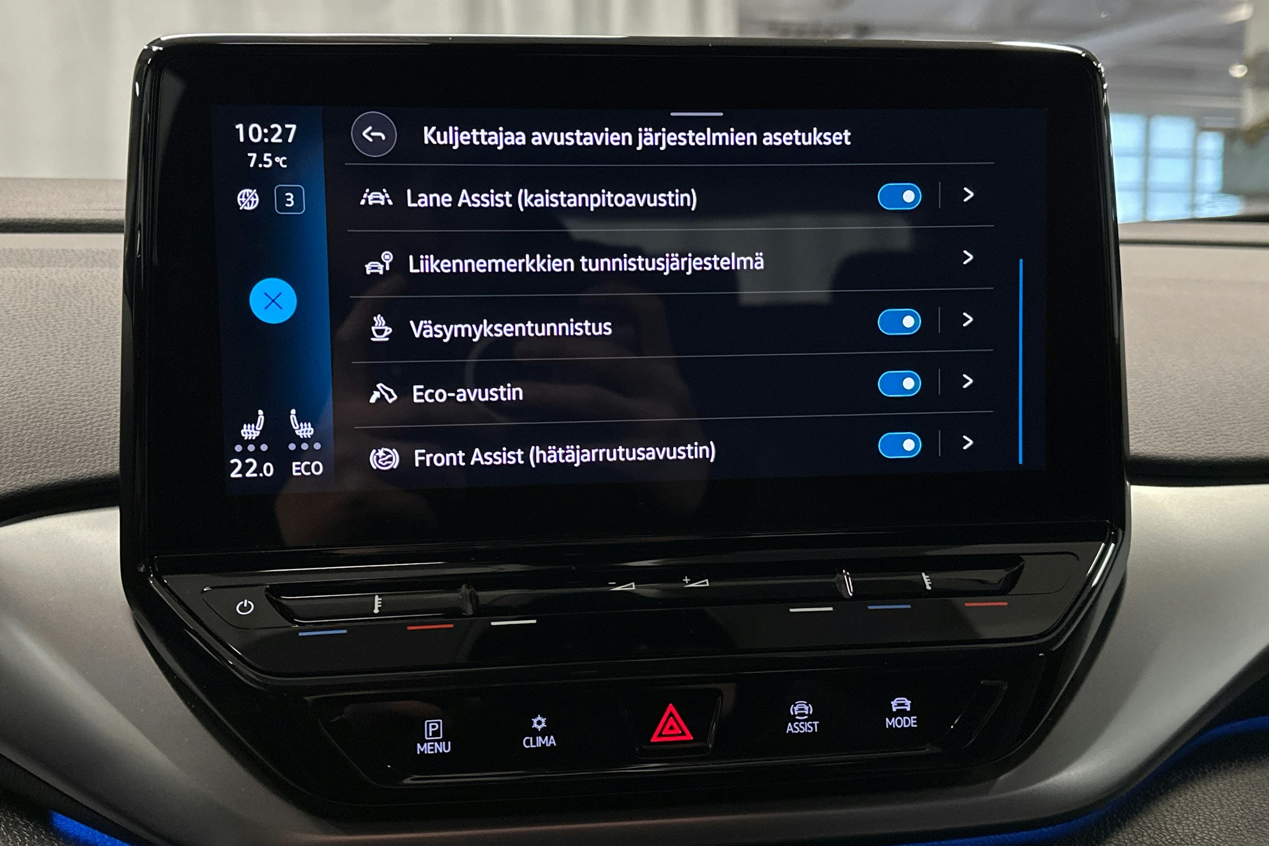 harmaa Volkswagen ID.4 2023 kuva 28.