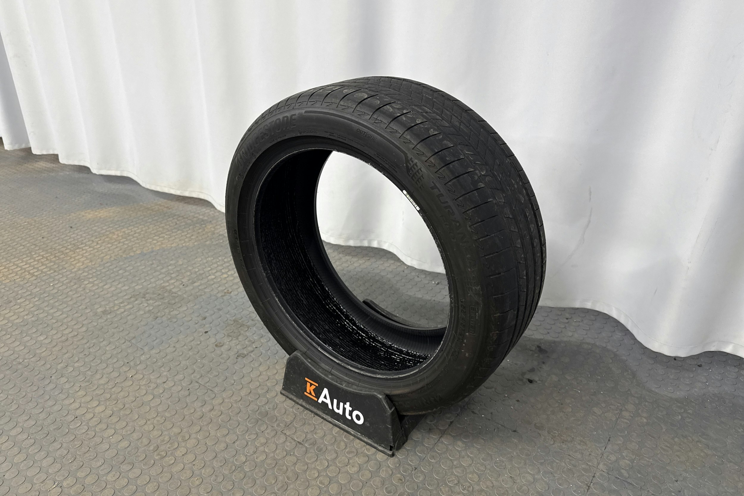 musta Volkswagen ID.4 2023 kuva 10.