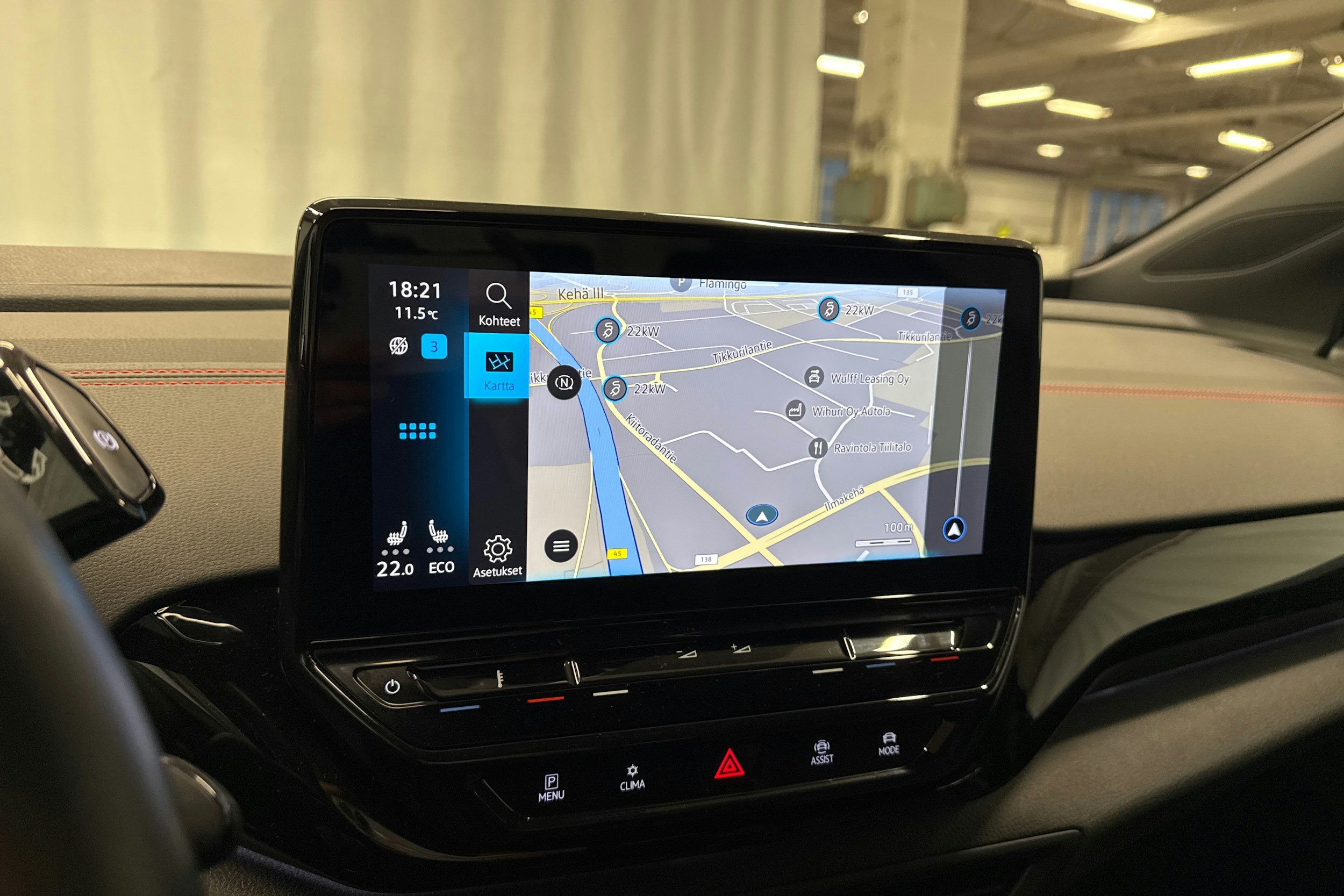 musta Volkswagen ID.4 2023 kuva 17.