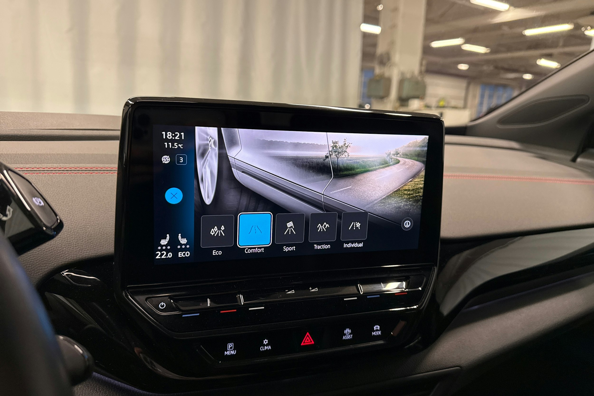 musta Volkswagen ID.4 2023 kuva 18.