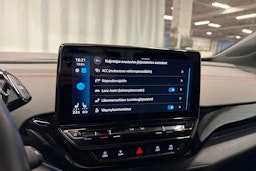 musta Volkswagen ID.4 2023 kuva 20.