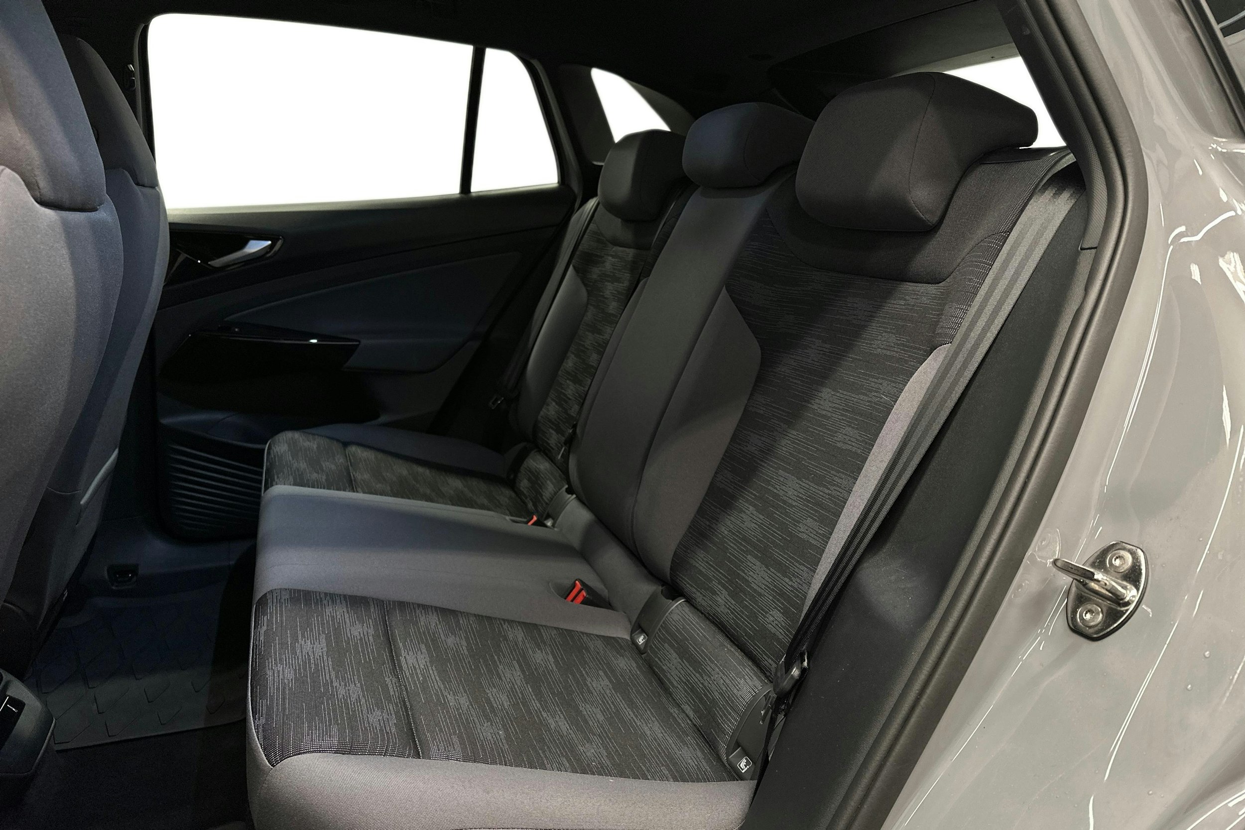 harmaa Volkswagen ID.4 2023 kuva 8.