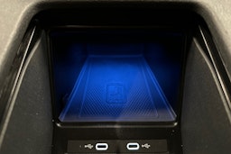 sininen Volkswagen ID.4 2023 kuva 18.