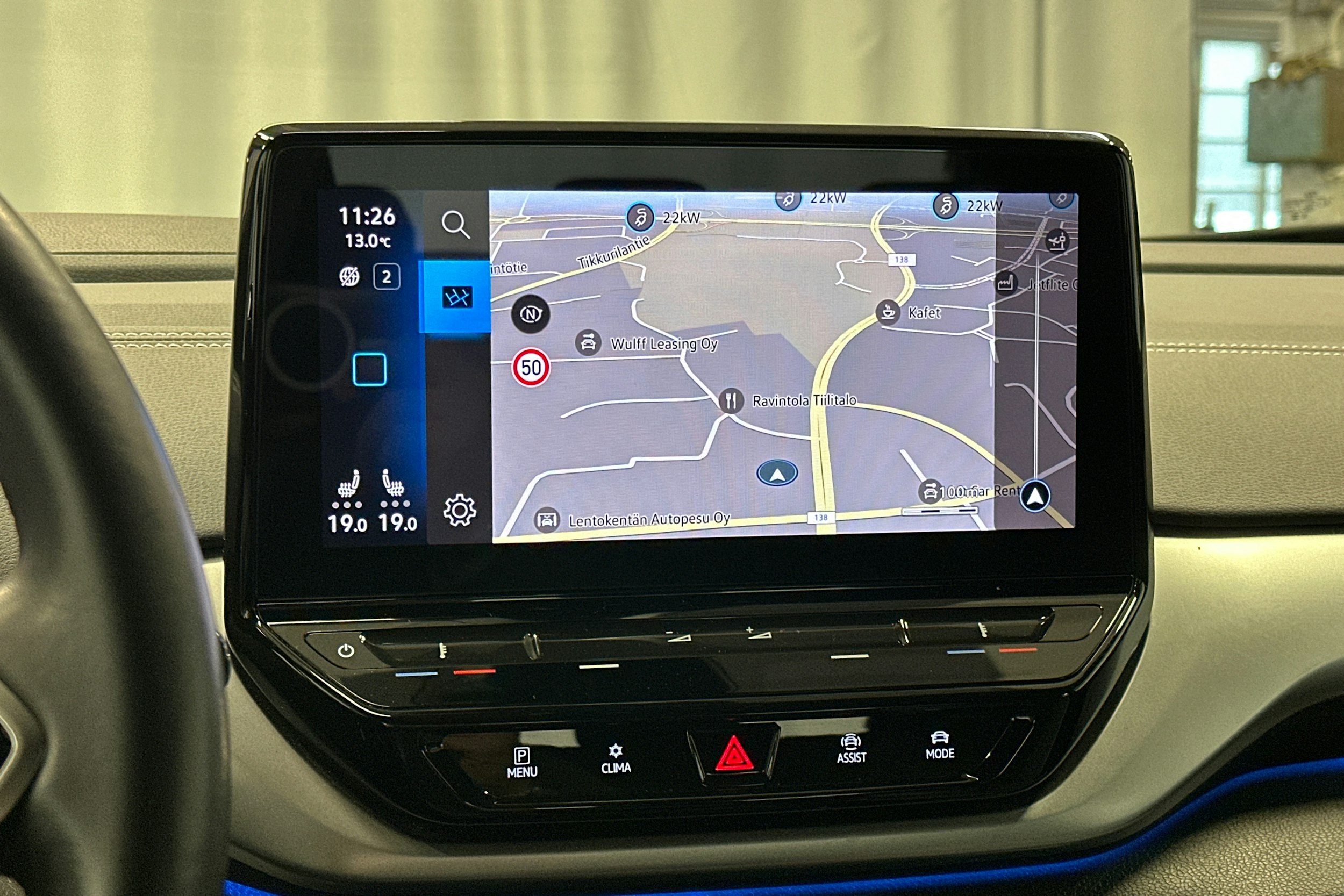 sininen Volkswagen ID.4 2023 kuva 20.