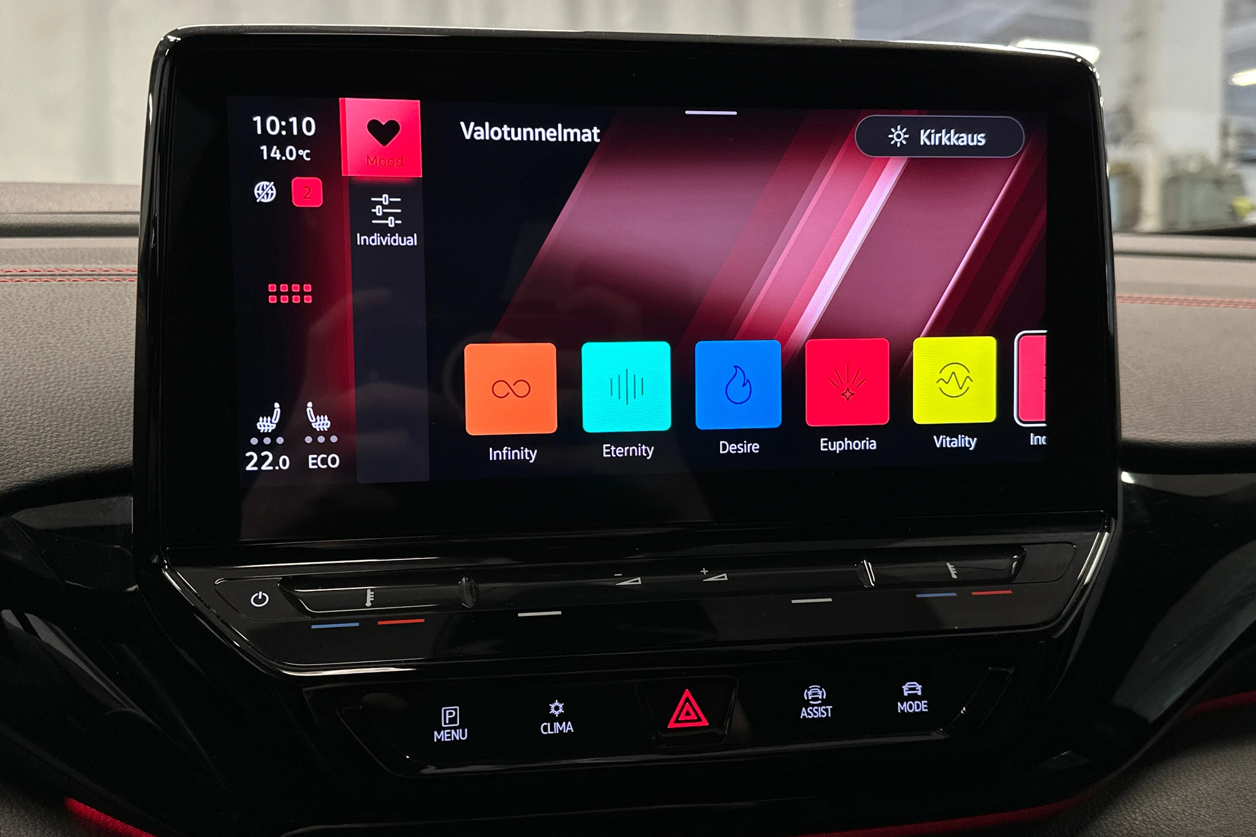 musta Volkswagen ID.4 2023 kuva 26.