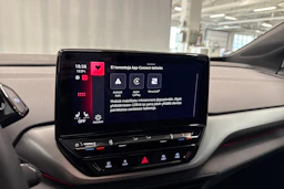 valkoinen Volkswagen ID.4 2023 kuva 16.