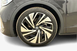 harmaa Volkswagen ID.4 2023 kuva 12.