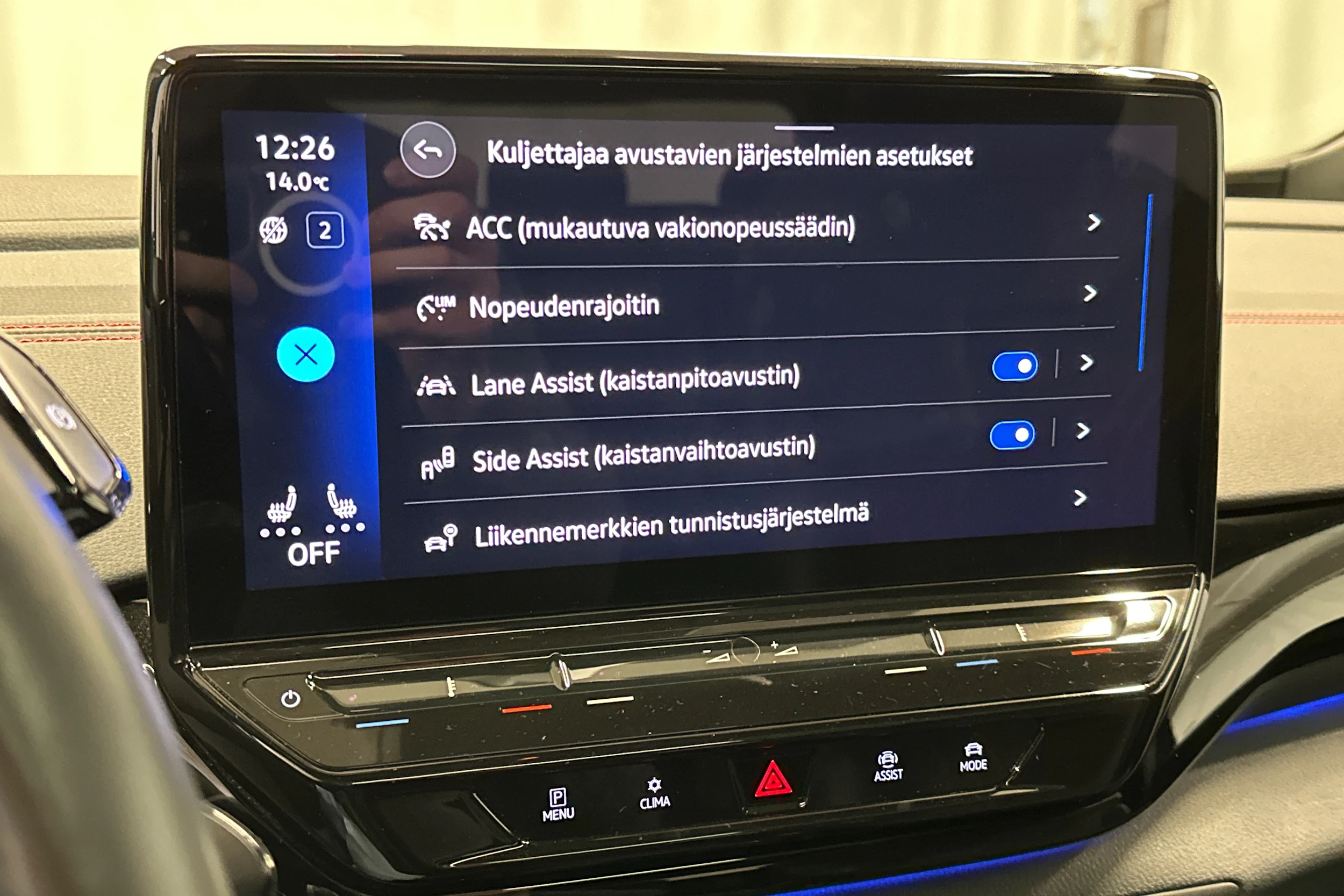 harmaa Volkswagen ID.4 2023 kuva 21.