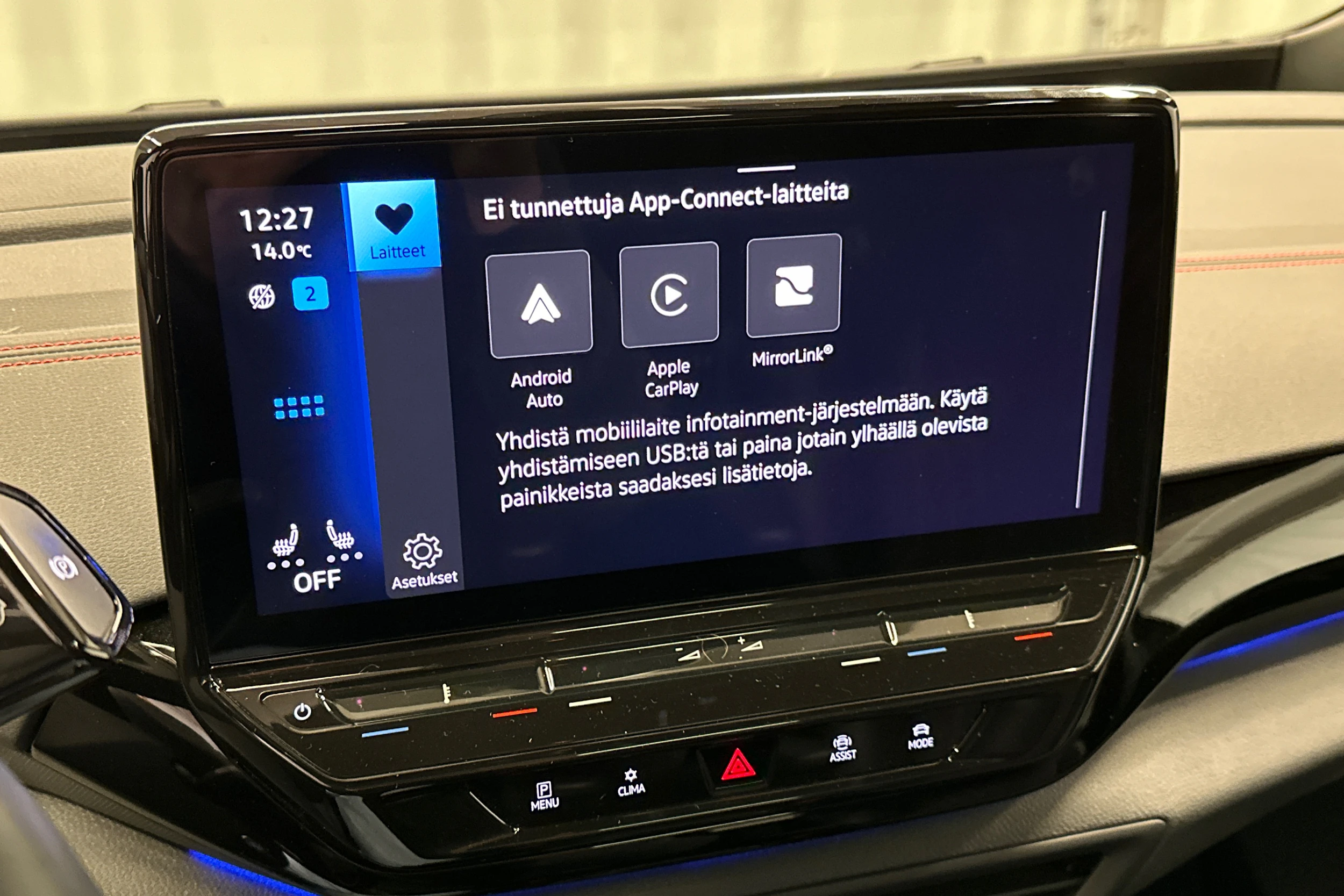 harmaa Volkswagen ID.4 2023 kuva 23.