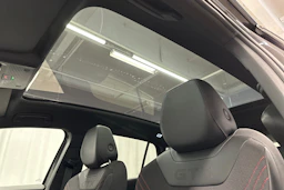 harmaa Volkswagen ID.4 2023 kuva 30.