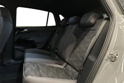 harmaa Volkswagen ID.4 2023 kuva 11.