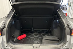 harmaa Volkswagen ID.4 2023 kuva 15.