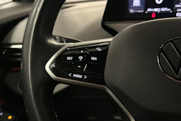 harmaa Volkswagen ID.4 2023 kuva 19.