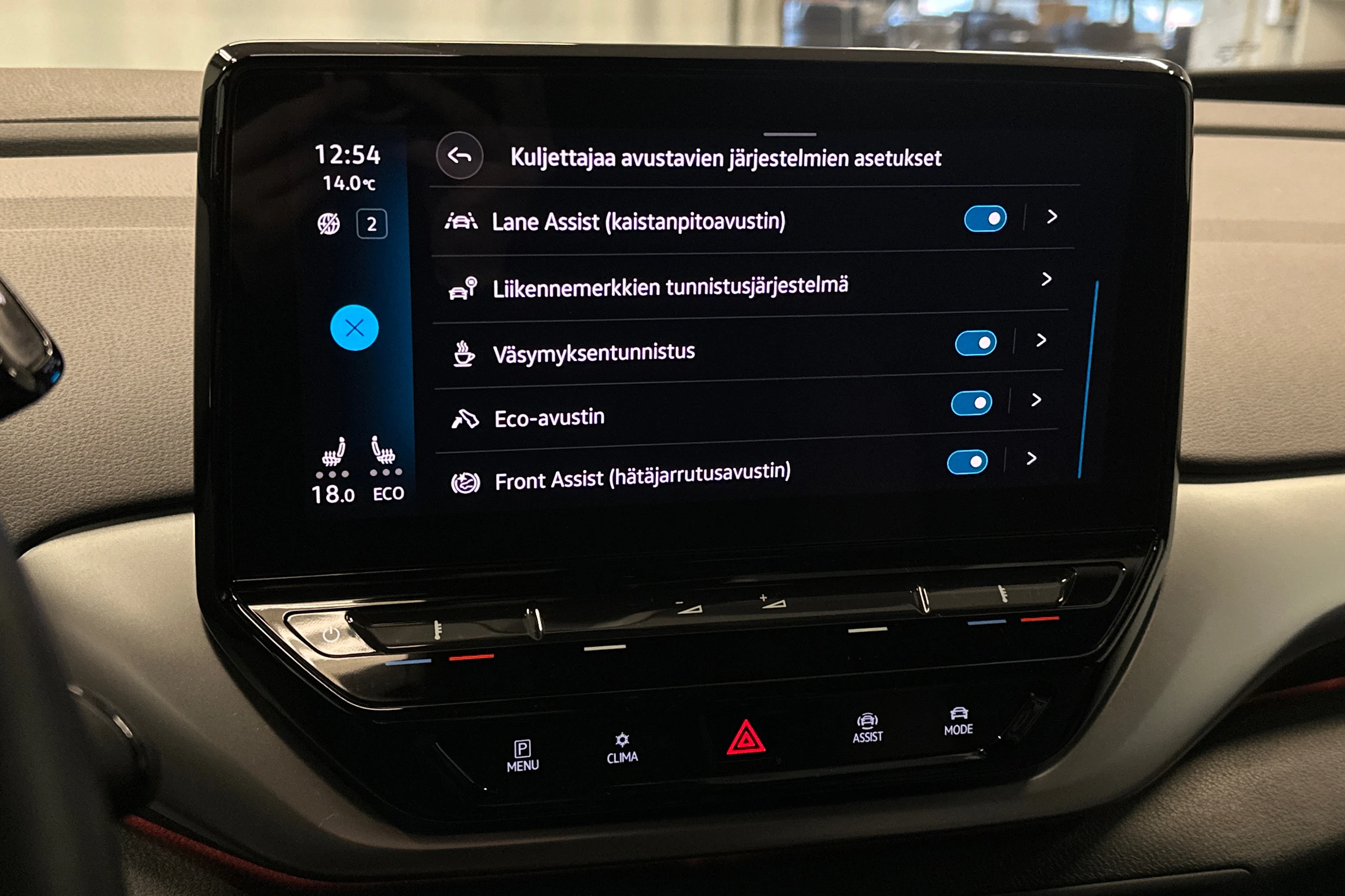 harmaa Volkswagen ID.4 2023 kuva 25.