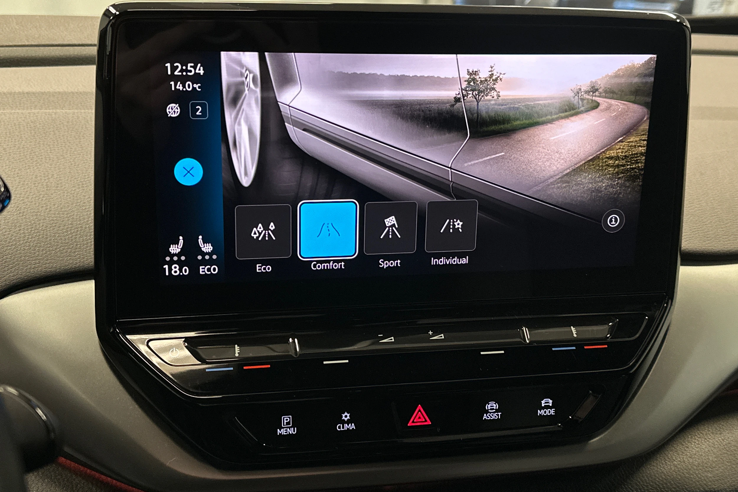 harmaa Volkswagen ID.4 2023 kuva 27.