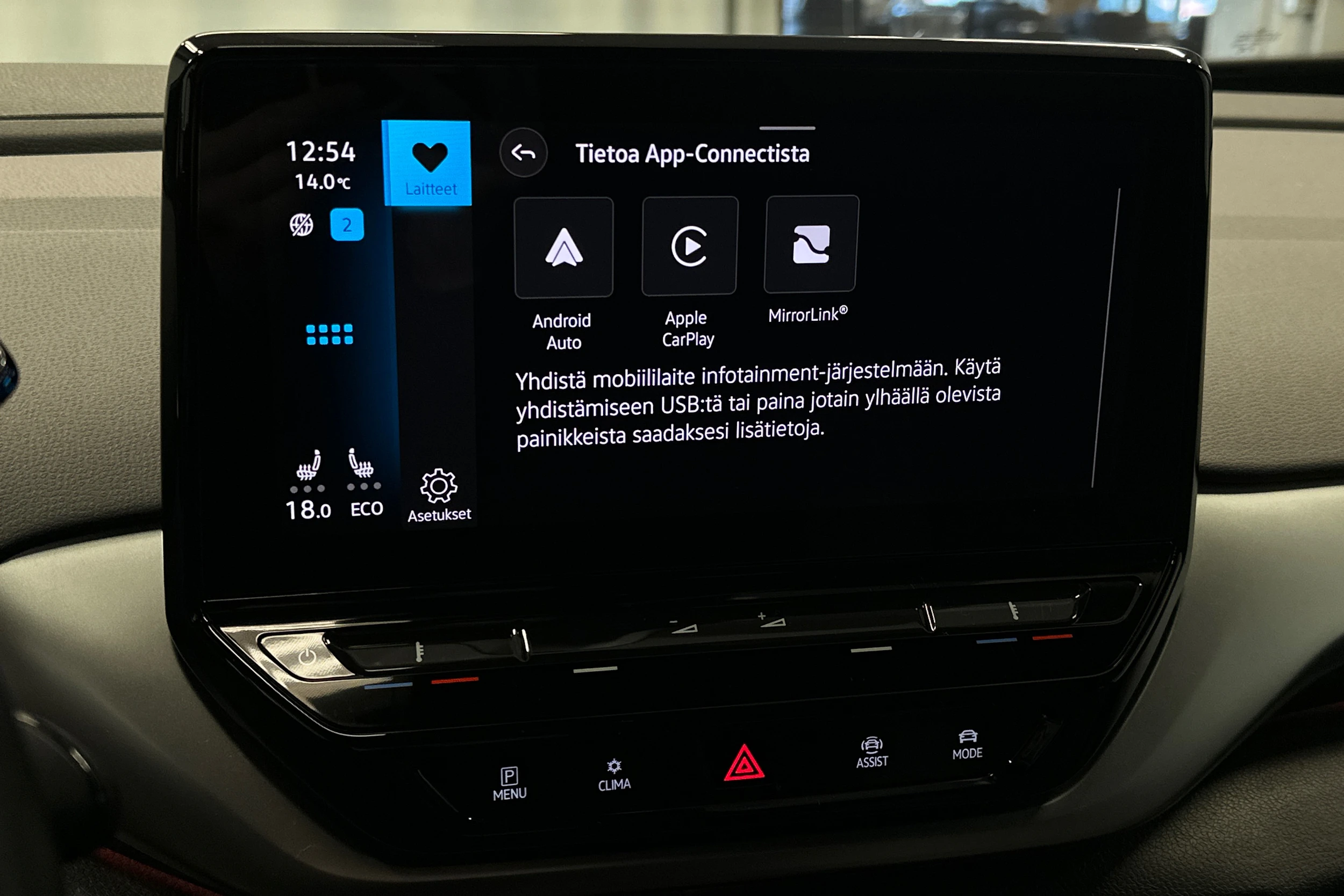 harmaa Volkswagen ID.4 2023 kuva 28.