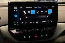 harmaa Volkswagen ID.4 2023 kuva 31.