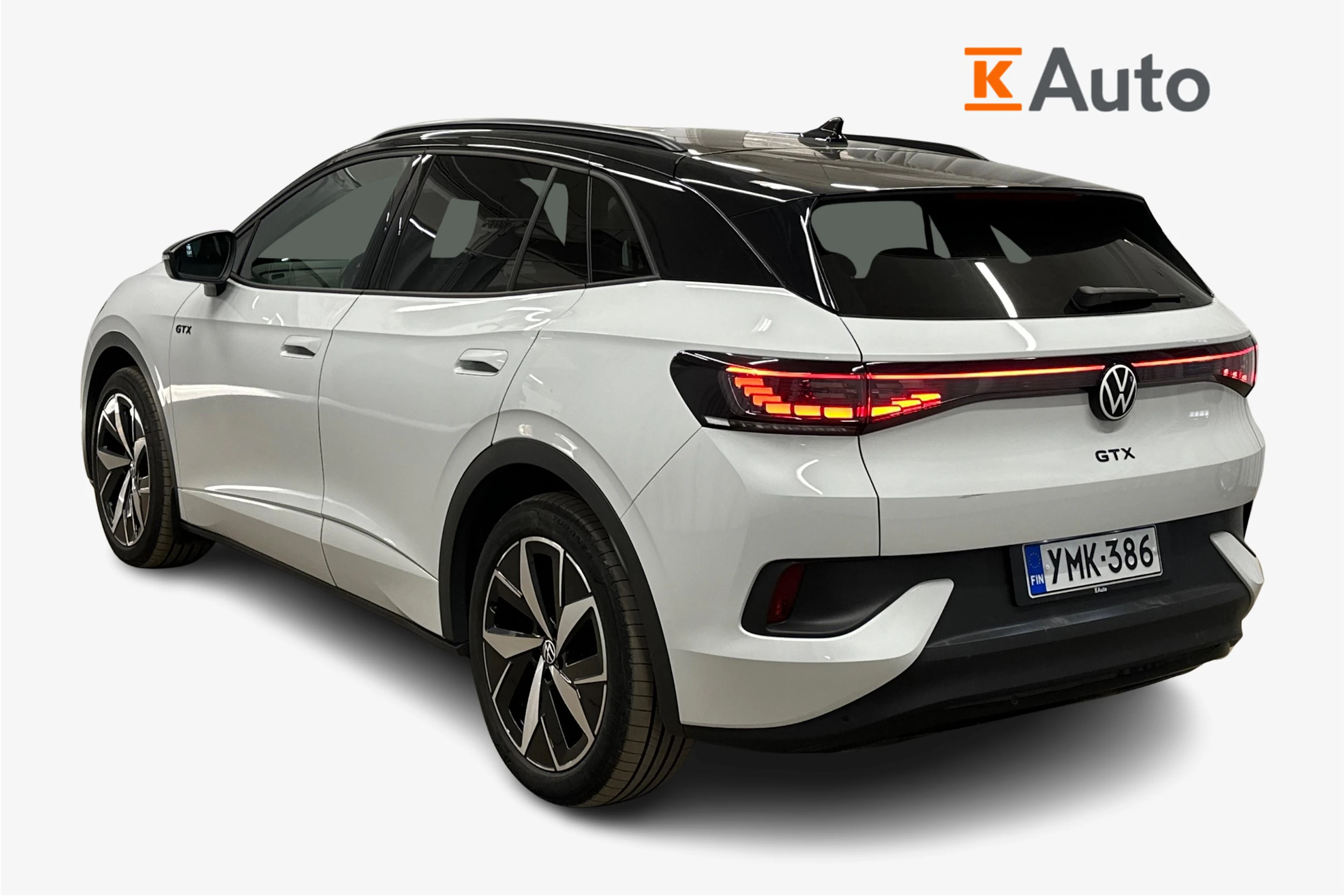 valkoinen Volkswagen ID.4 2023 kuva 3.