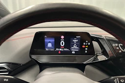 valkoinen Volkswagen ID.4 2023 kuva 18.