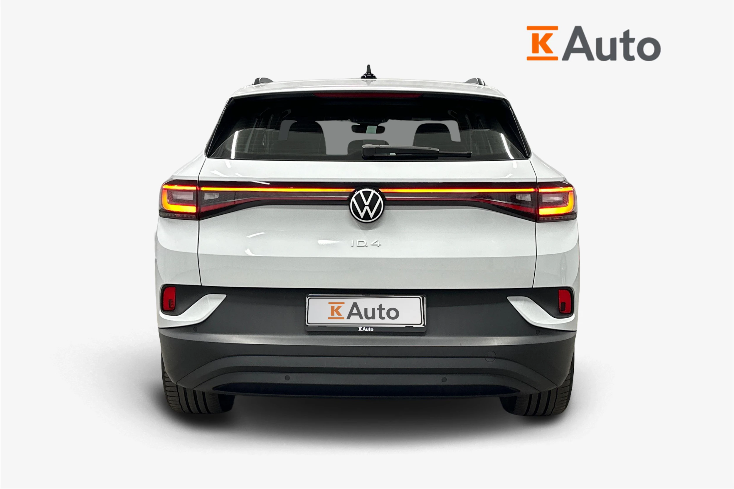 valkoinen Volkswagen ID.4 2023 kuva 3.