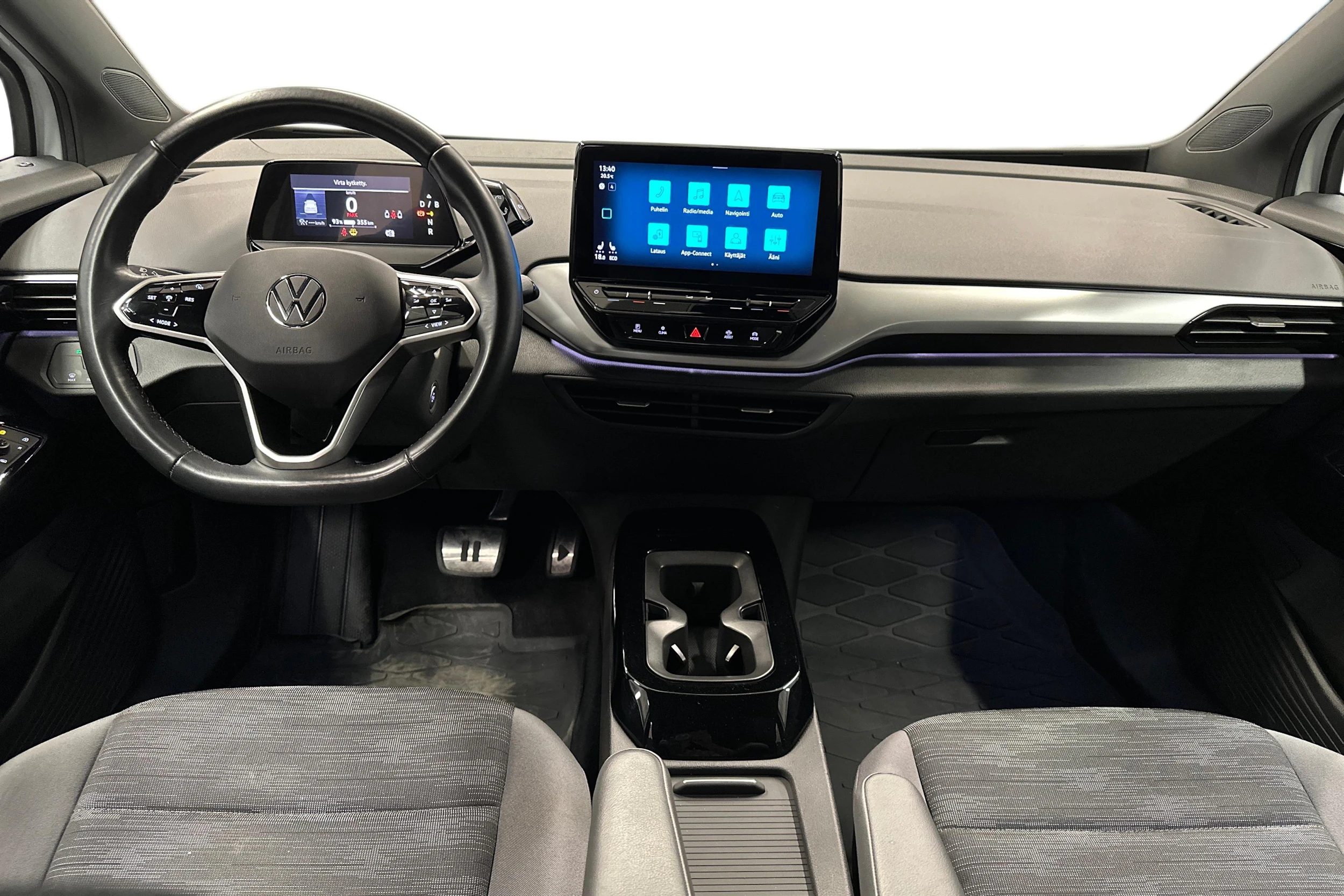 valkoinen Volkswagen ID.4 2023 kuva 9.