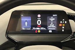 valkoinen Volkswagen ID.4 2023 kuva 17.