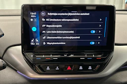 valkoinen Volkswagen ID.4 2023 kuva 21.