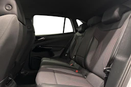 valkoinen Volkswagen ID.4 2023 kuva 8.