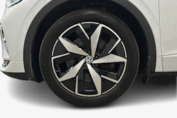 valkoinen Volkswagen ID.4 2023 kuva 9.