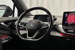 musta Volkswagen ID.4 2023 kuva 13.