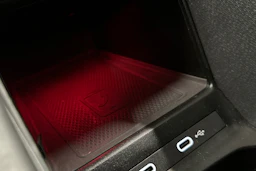 musta Volkswagen ID.4 2023 kuva 20.