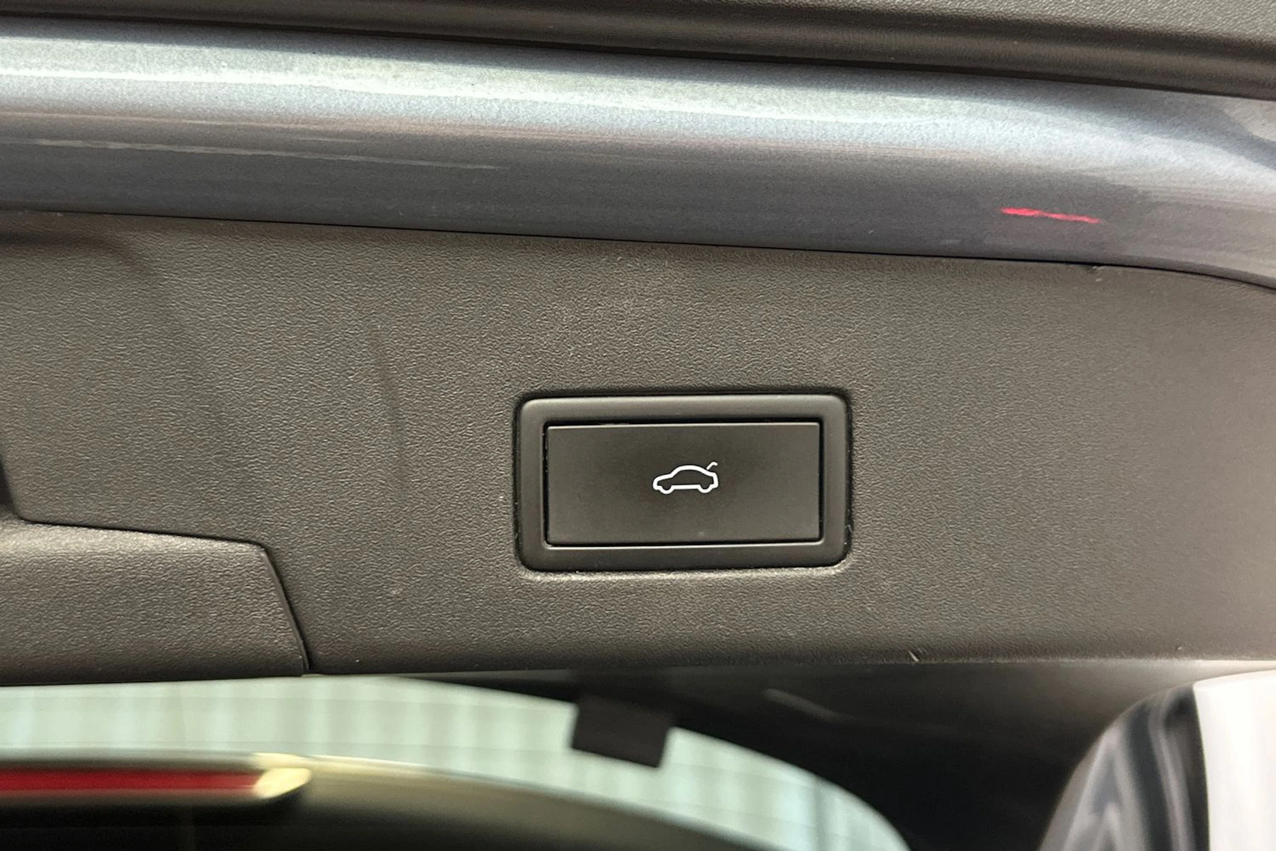 Sininen Volkswagen ID.4 2023 kuva 14.
