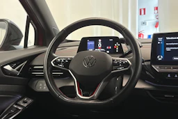 punainen Volkswagen ID.4 2023 kuva 15.