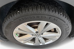 Sininen Volkswagen ID.4 2023 kuva 9.