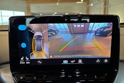 Sininen Volkswagen ID.4 2023 kuva 15.