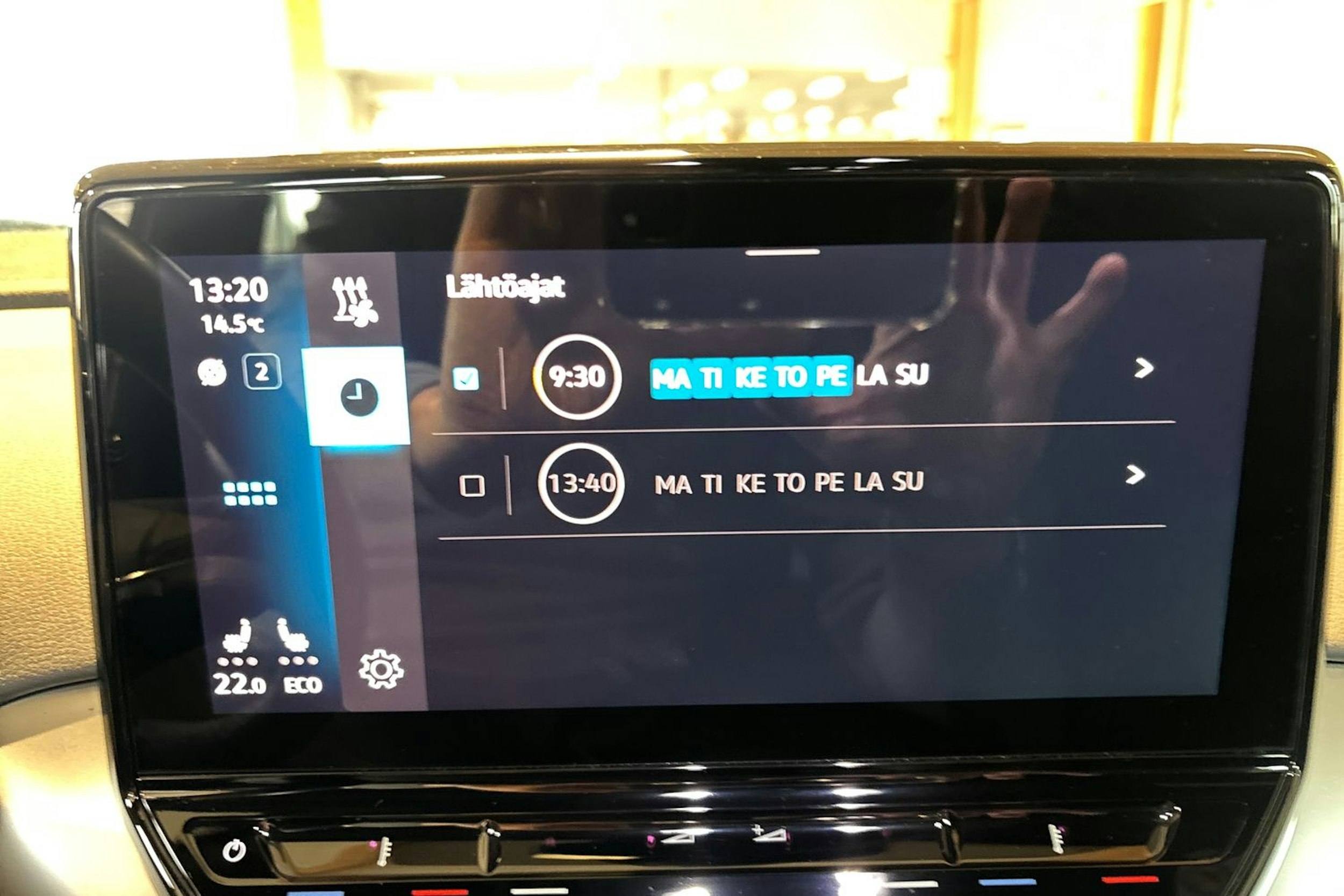 Sininen Volkswagen ID.4 2023 kuva 17.