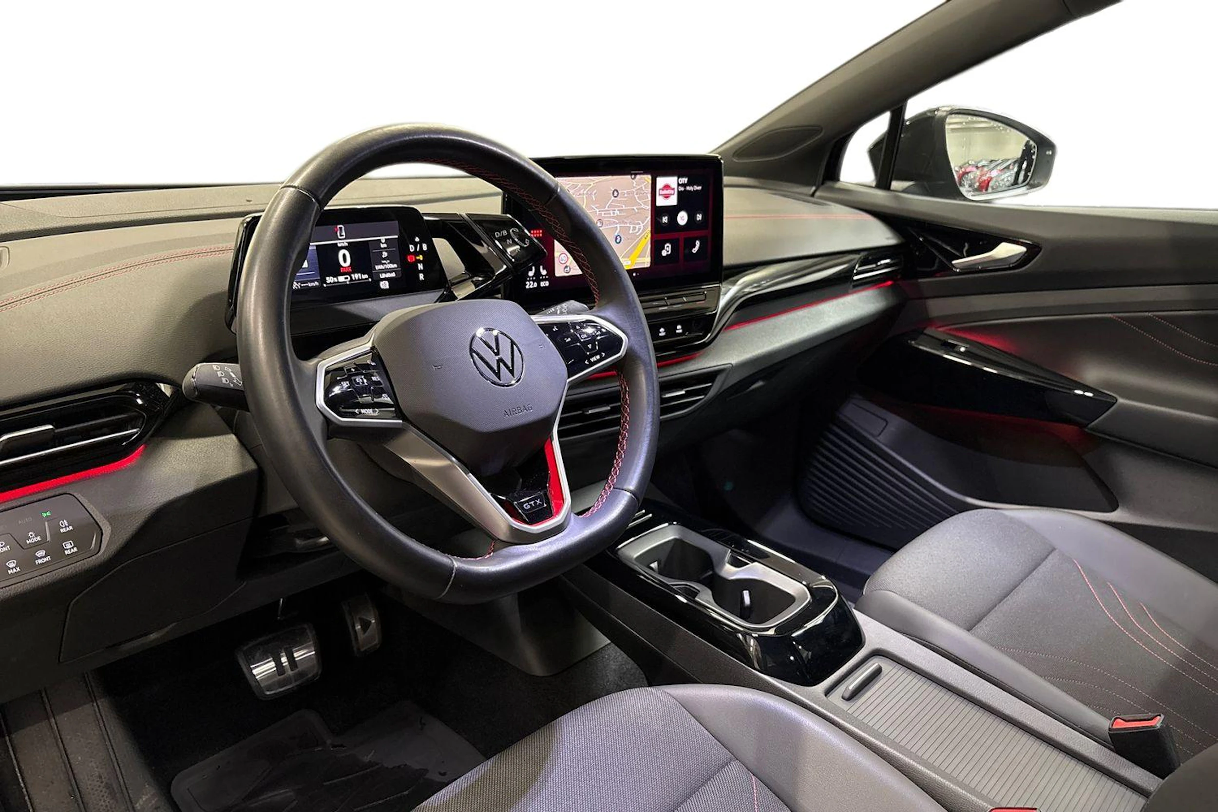 musta Volkswagen ID.4 2023 kuva 6.
